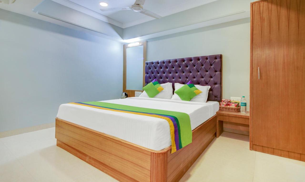 Готель Treebo Cruz Royale Santacruz West Мумбаї Екстер'єр фото